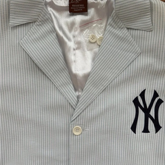 Red Jacket Seersucker
Blazer  NY New
York Yankees #15
Munson Men’s size - Picture 12 of 16